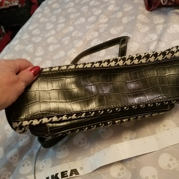 Purse - Picture 3 of 3